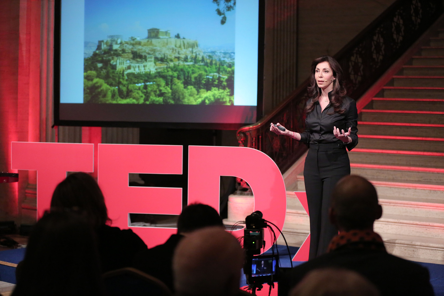  Elizabeth Filippouli giving a TEDx talk about being a global thinker