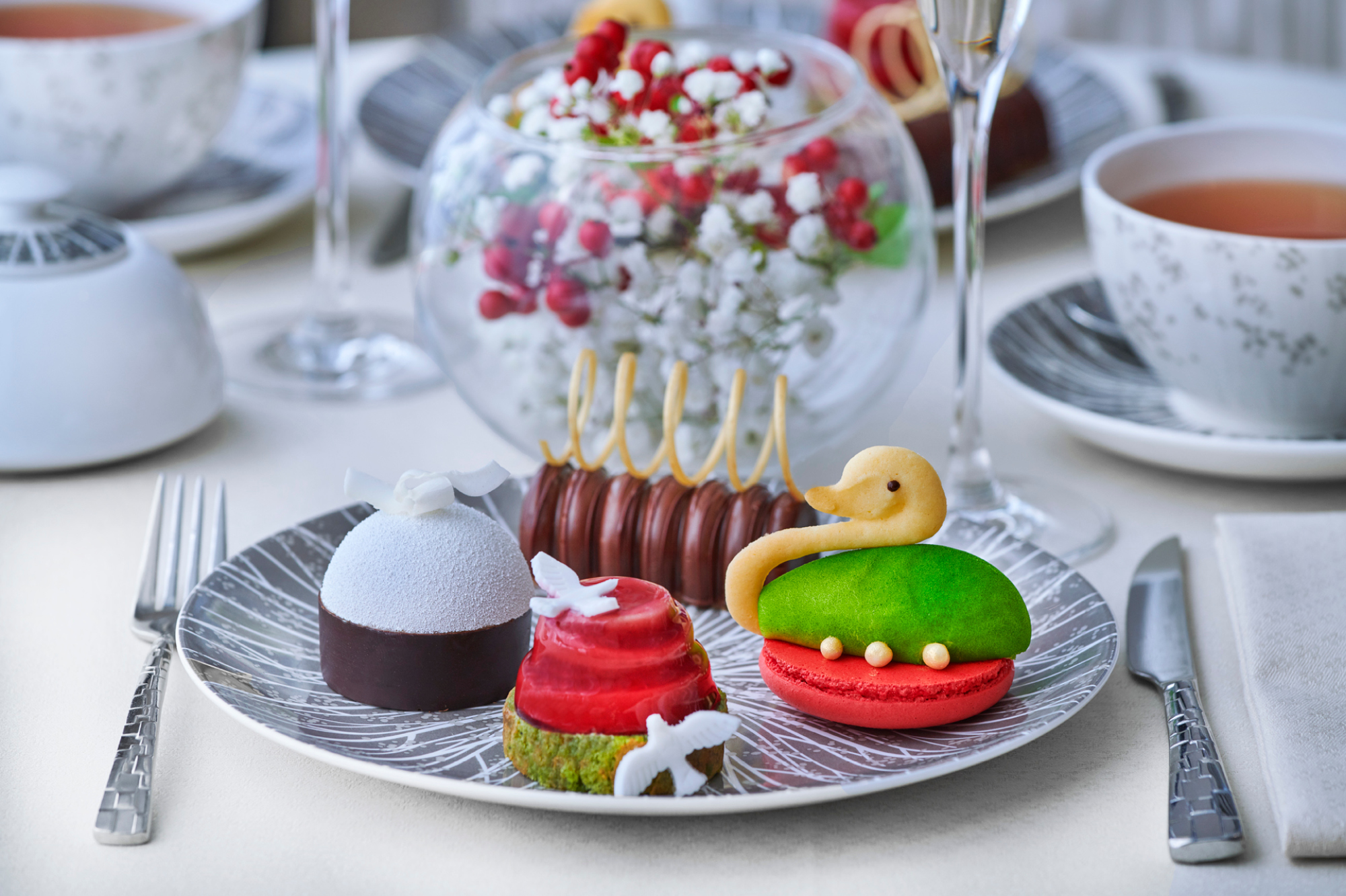 The Festive Afternoon Tea with Perrier-Jouët at the Wellington Lounge at the Intercontinental London Park Lane hotel