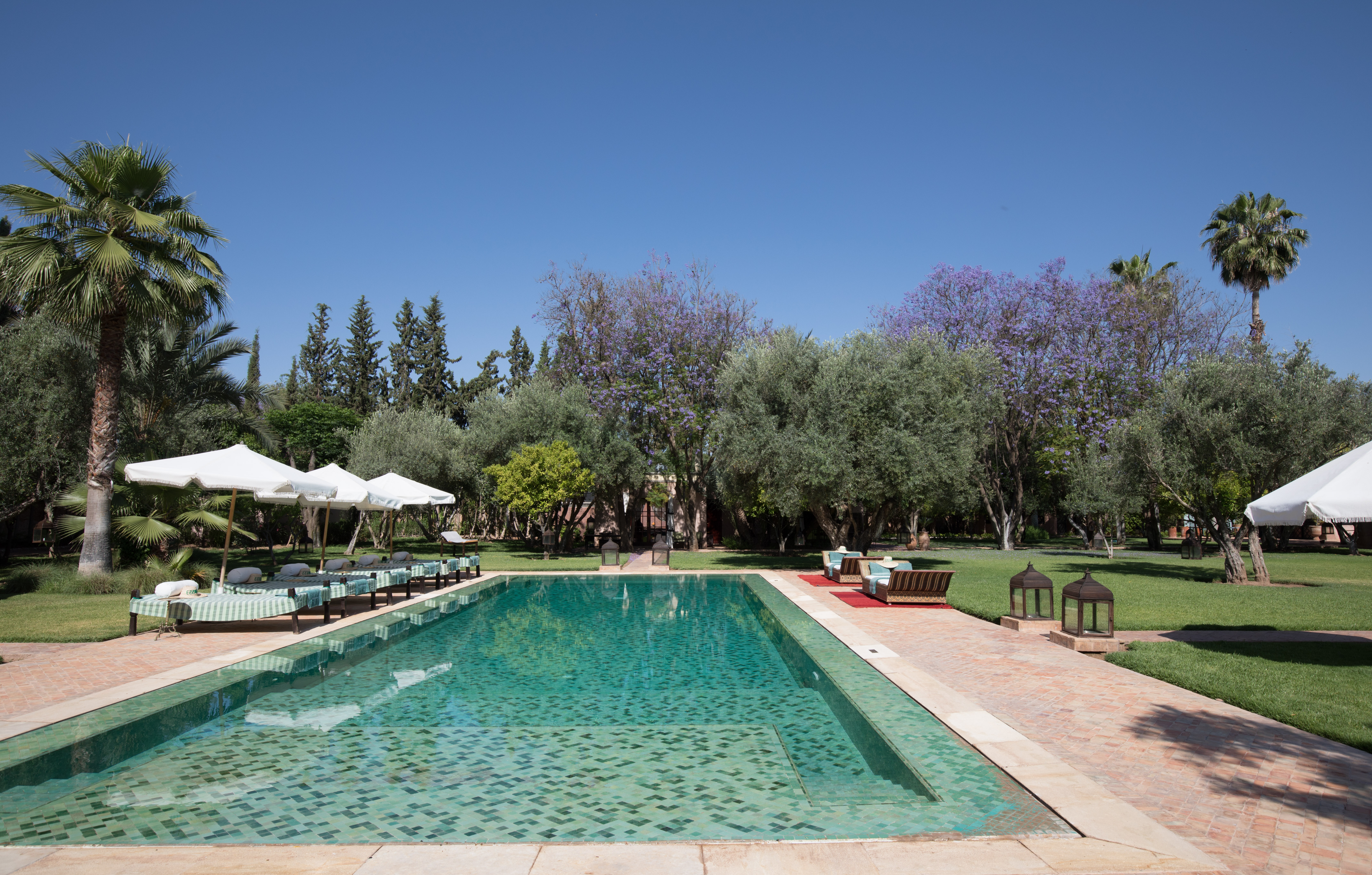 The swimming pool at Villa Ezzahra
