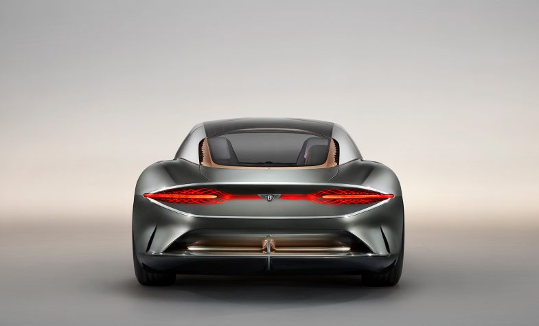 The new electric and autonomous Bentley EXP 100 GT