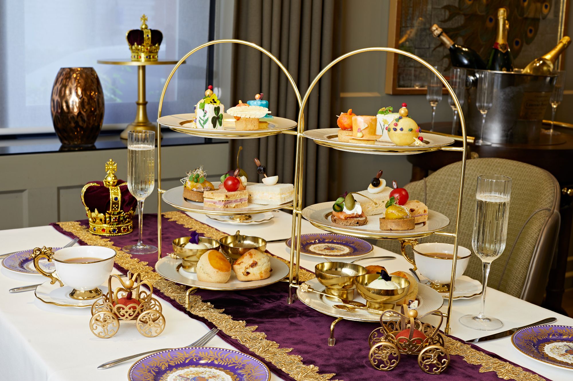 The Queen's Platinum Jubilee Afternoon Tea at Kona at Taj 51 Buckingham Gate Suites & Residences