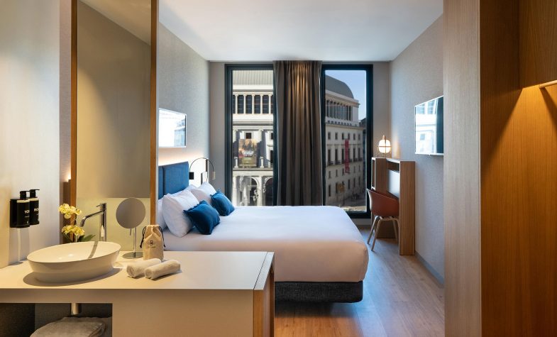 A room at Ocean Drive Madrid with a view over Teatro Real