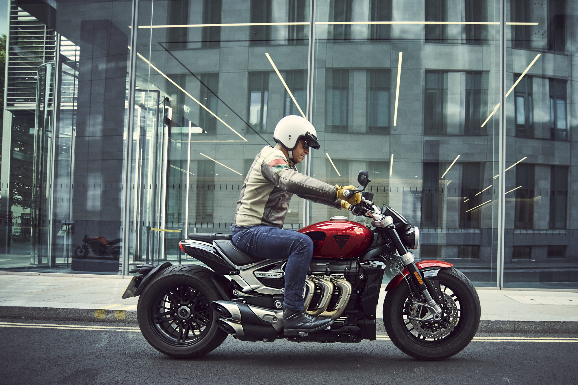 A week in London with Triumph Motorcycles' Bobber and Rocket 3 - Brummell