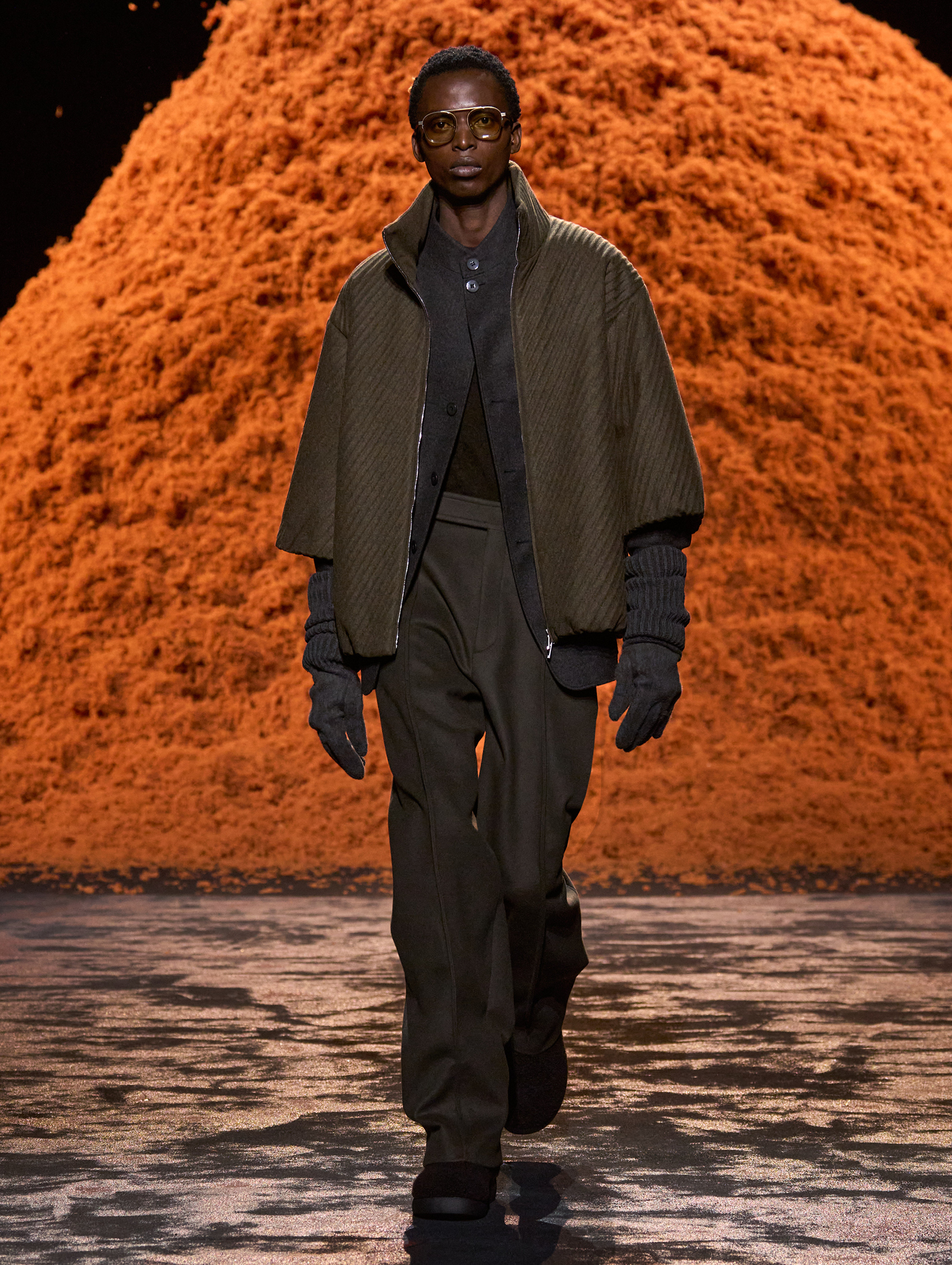 Utilitarian garments in monochromatic permutations reinforced the sense of harmony that suffused the space
