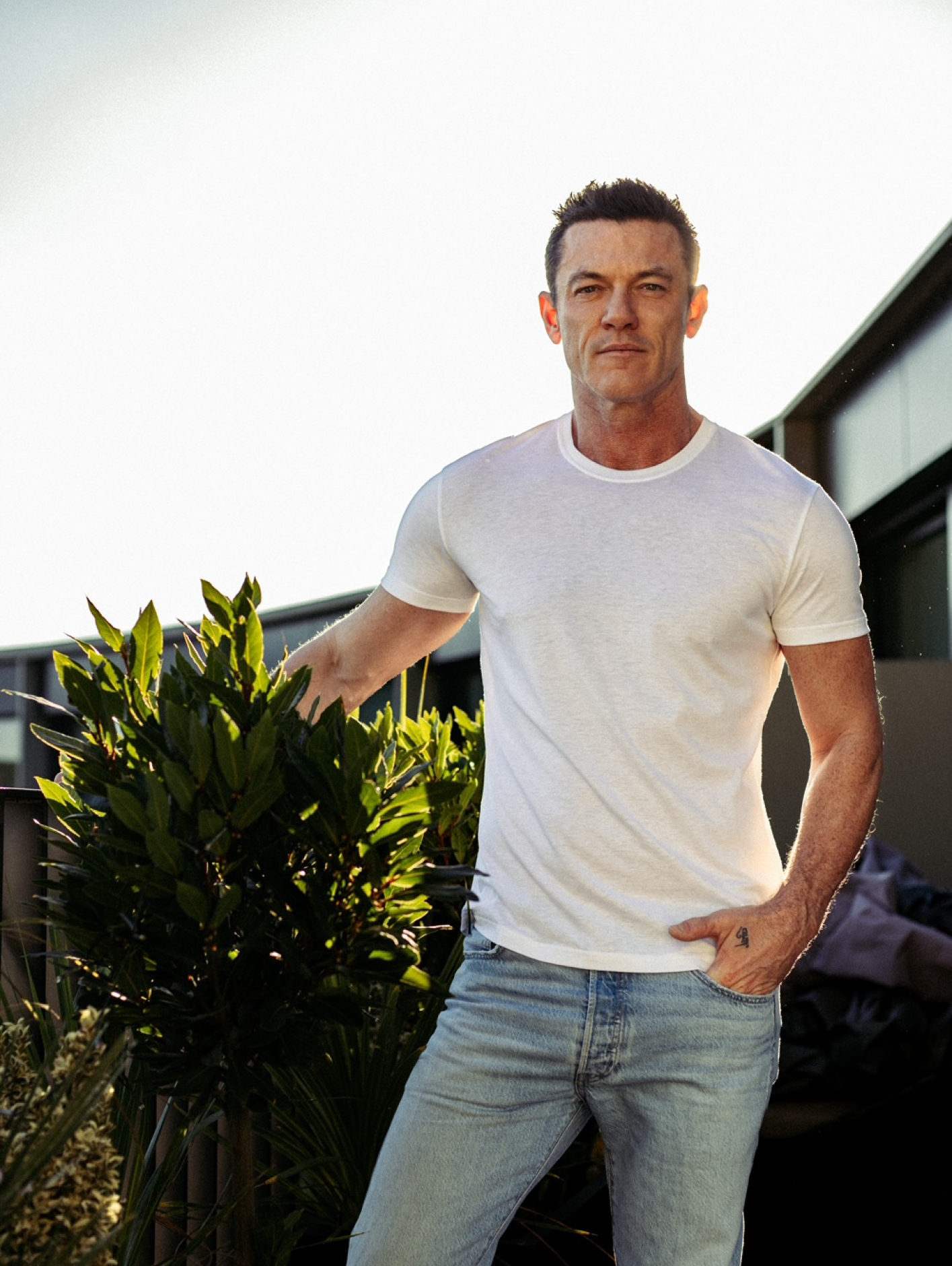 The classic t-shirt is a go-to for Luke Evans, just at its was for so many of his Golden Era Hollywood forebears
