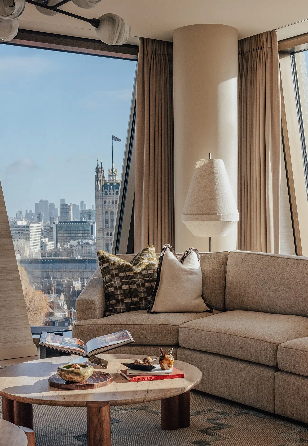 THE BROADWAY RESIDENCE